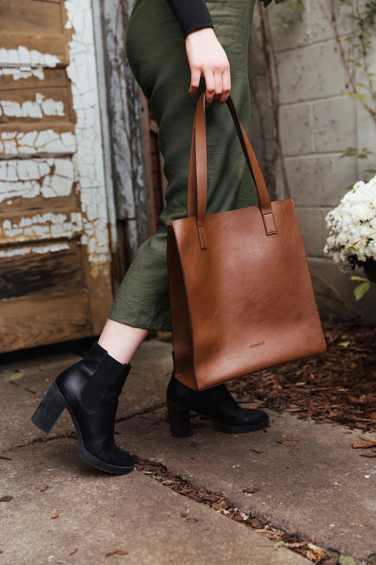 BROWN | BASIC TOTE