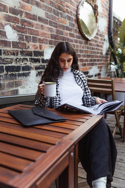 BLACK | ENVELOPE LAPTOP SLEEVE