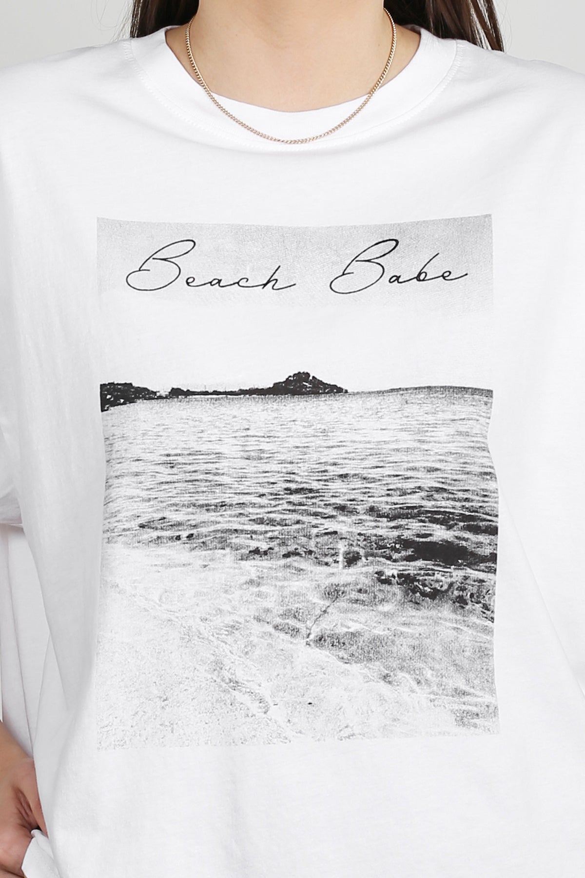 The "BEACH BABE" Boxy Tee in White | Koy Resort