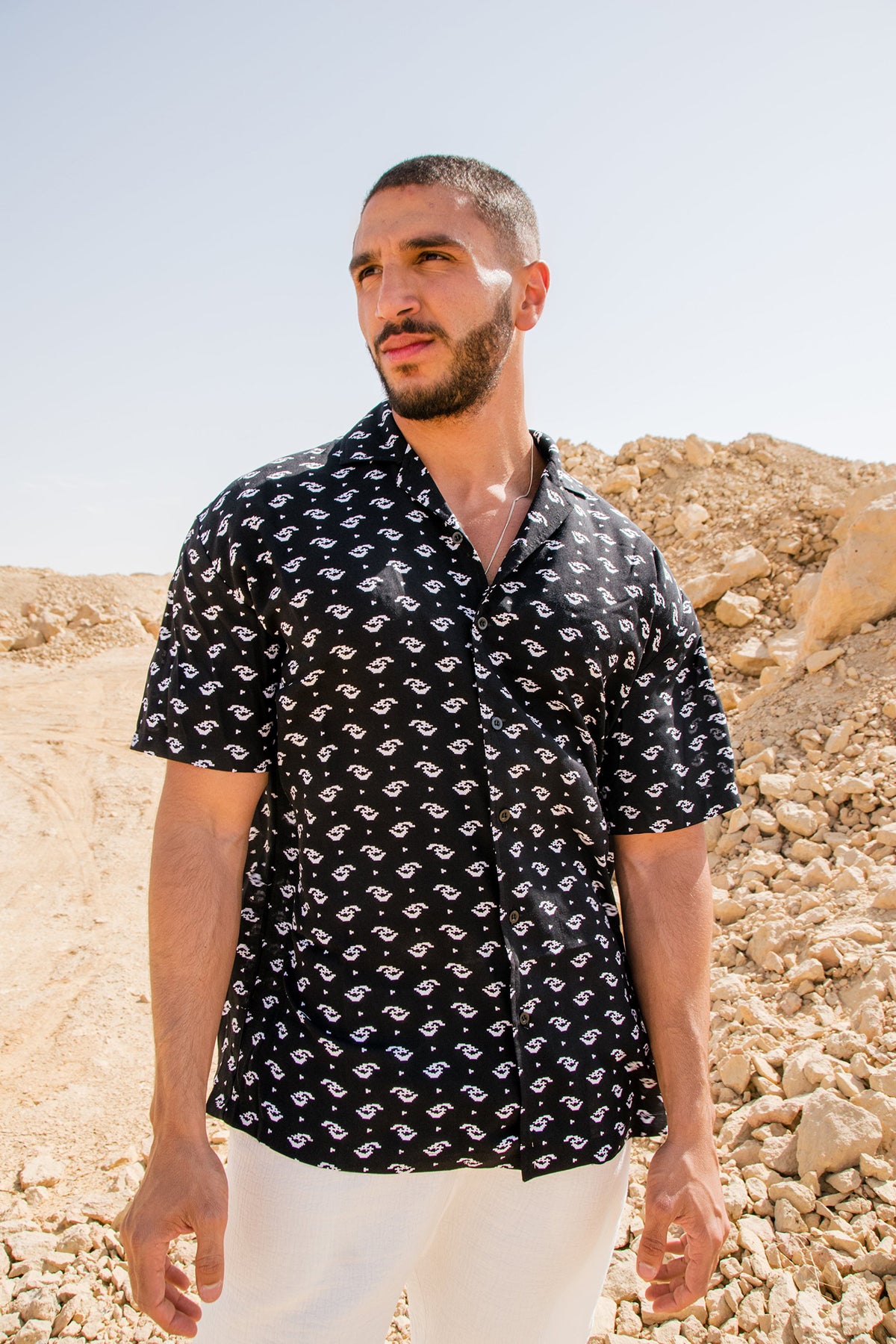 BLACK PATTERNED MEN'S SHIRT