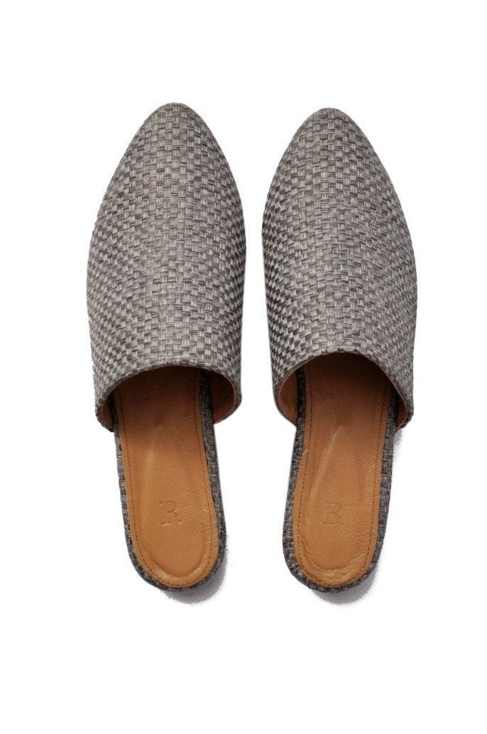 Straw: Light Silver Grey - ShopAuthentique