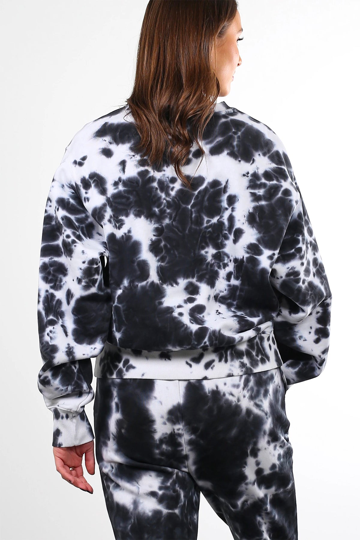 The "MARBLE TIE DYE" Best Friend Crew Neck Sweatshirt | Black