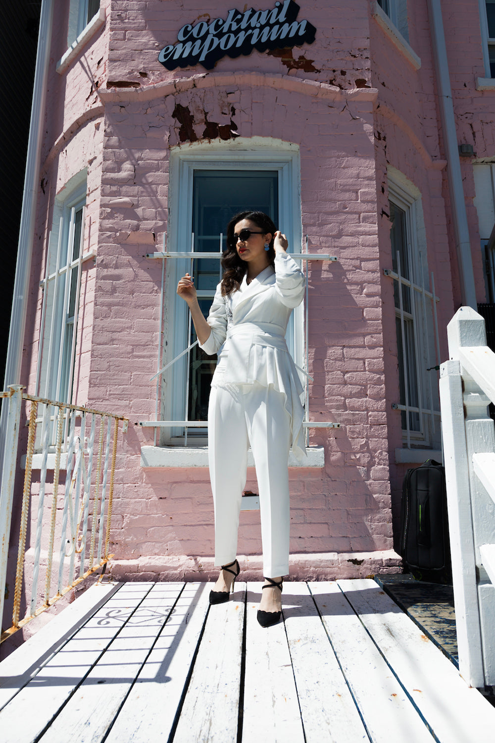 White Lace Blazer - ShopAuthentique