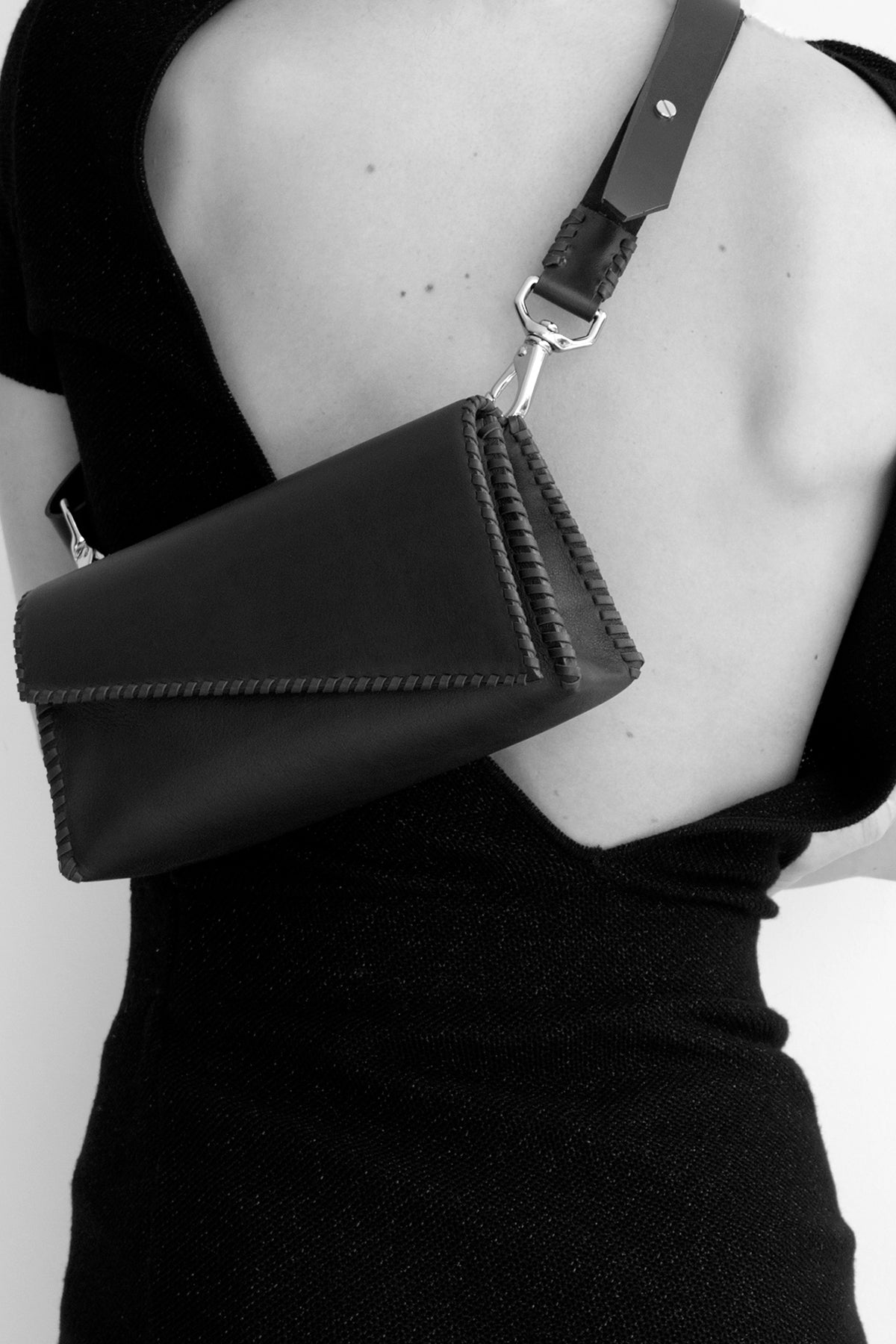 E2 - Belt Bag in Palisander - ShopAuthentique